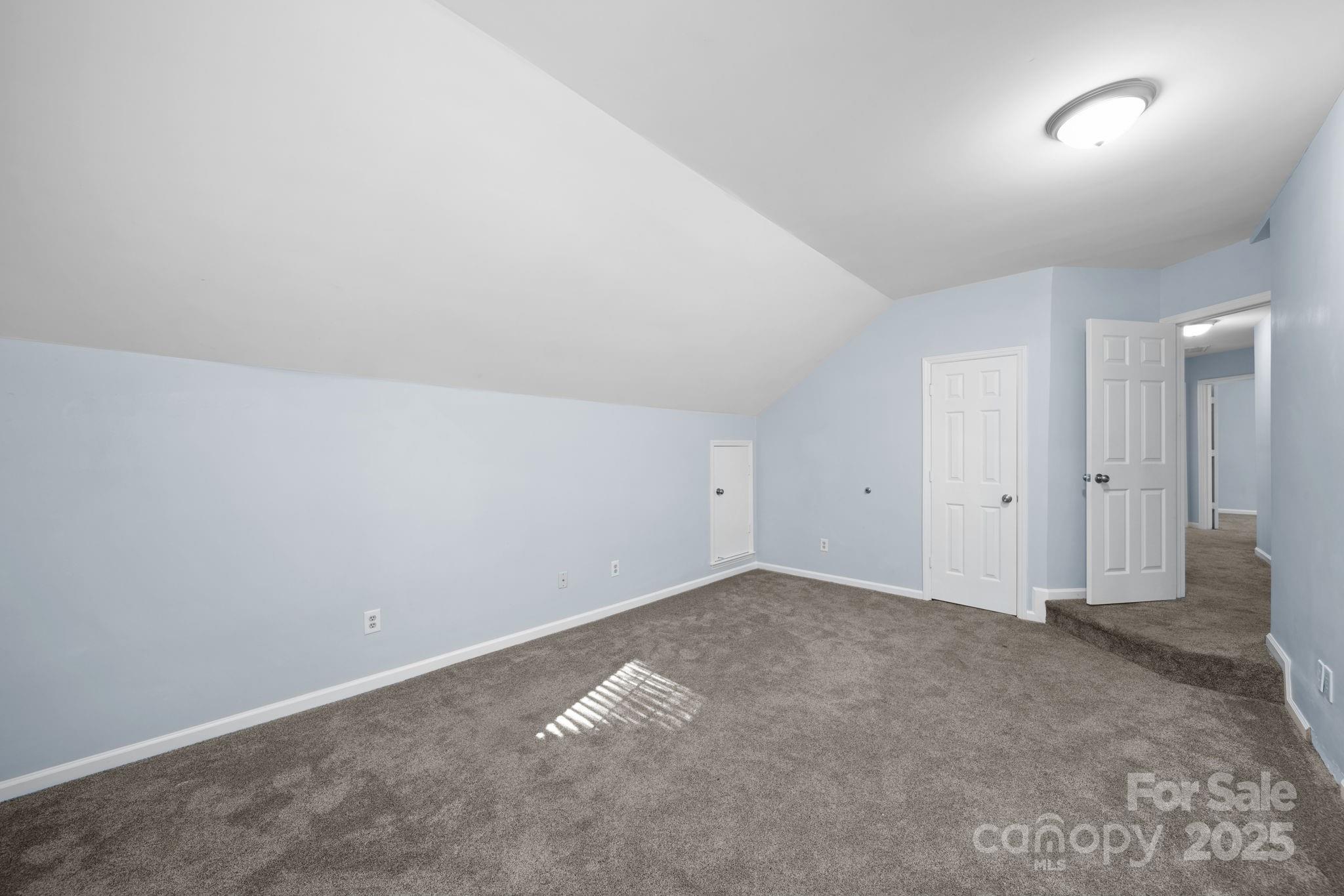 Davis Lake - Residential