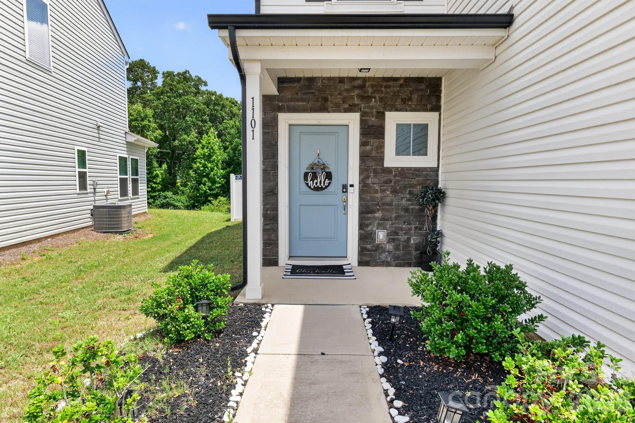 1101 Freeman View Drive