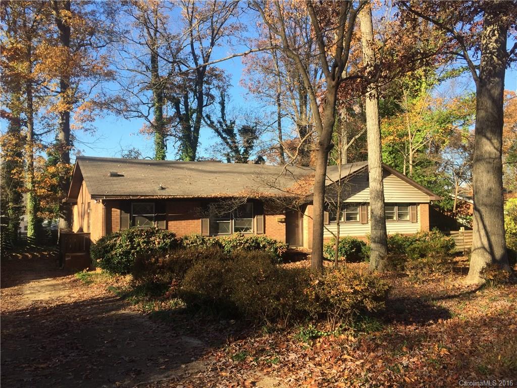 Photo 1 of 20 — 3351 Bonneville Drive 2, Charlotte, NC 28205