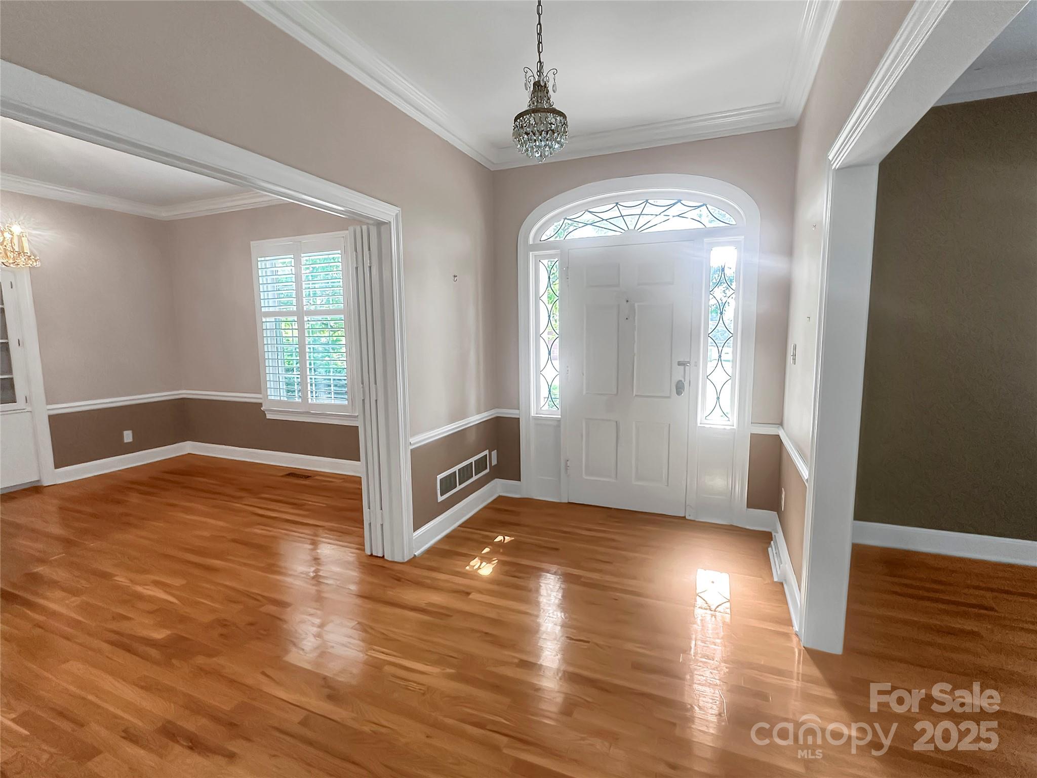 208 N Gaston Street