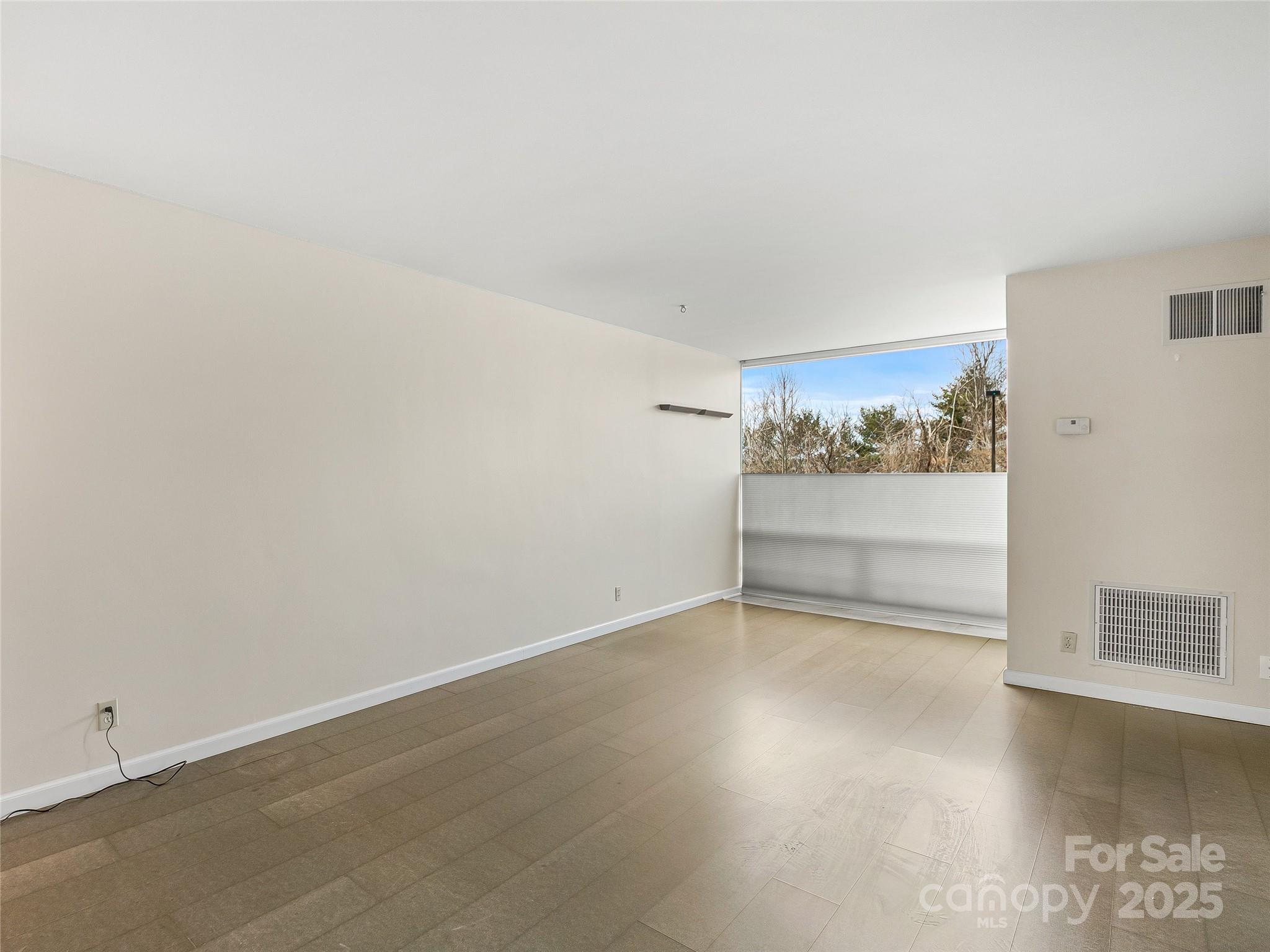 647 Town Mountain Road 106