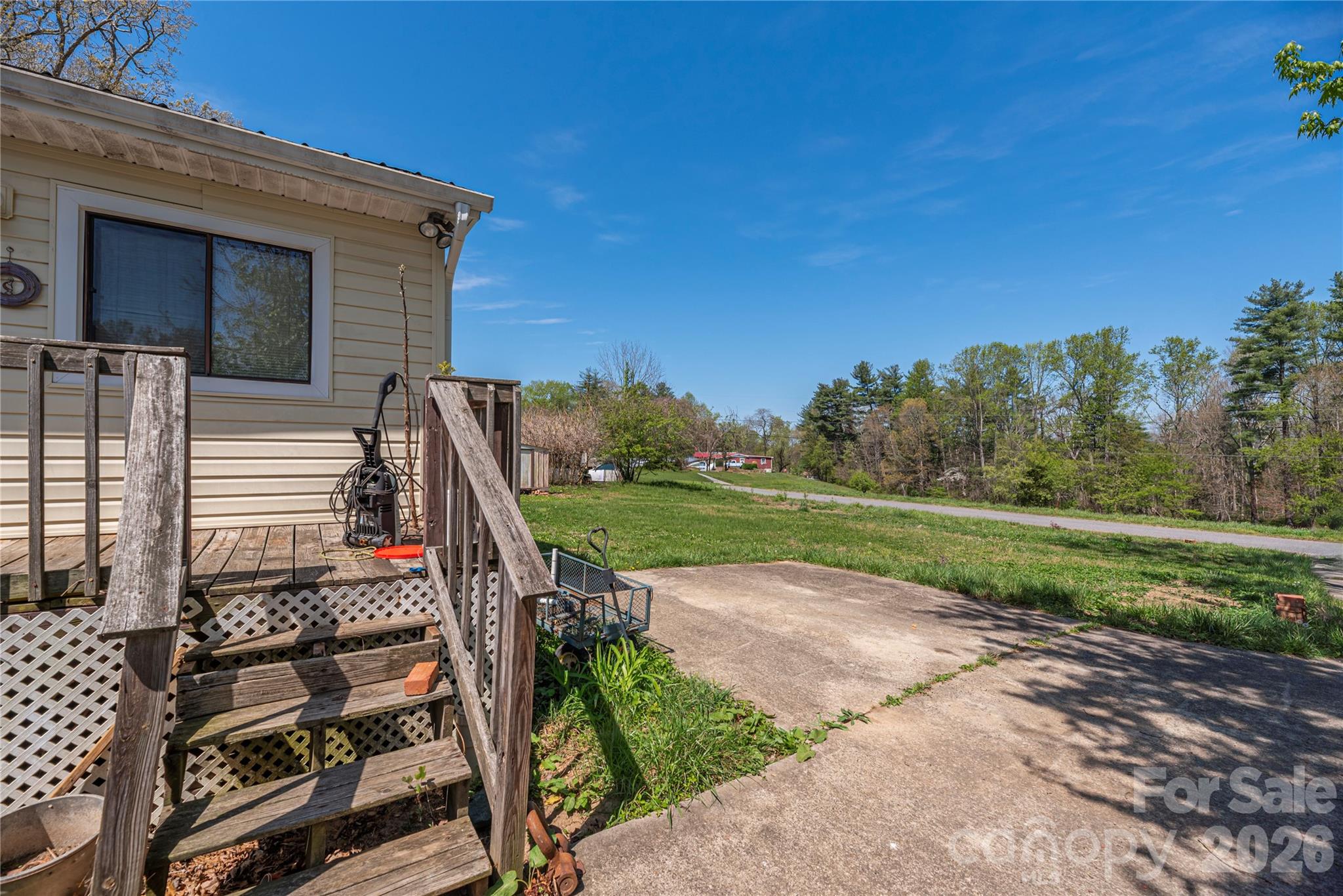 11 E Porter Road