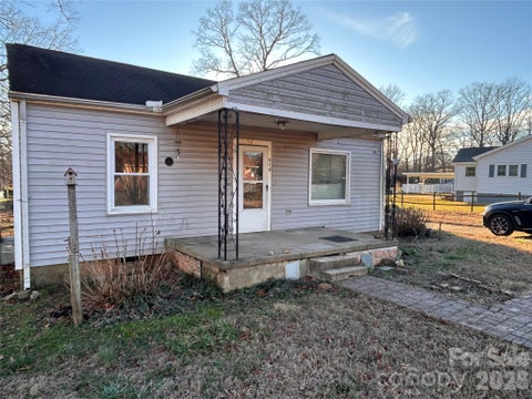 Photo for 914 Linwood Road