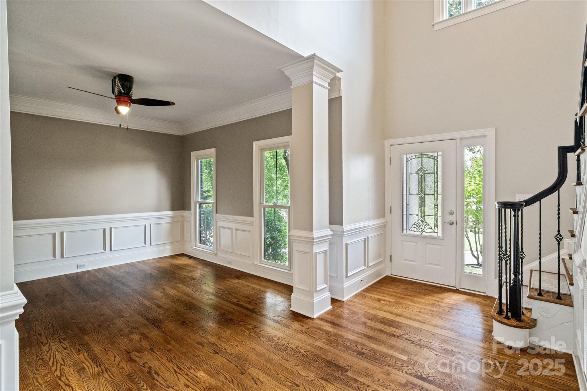 121 Canterbury Crossing