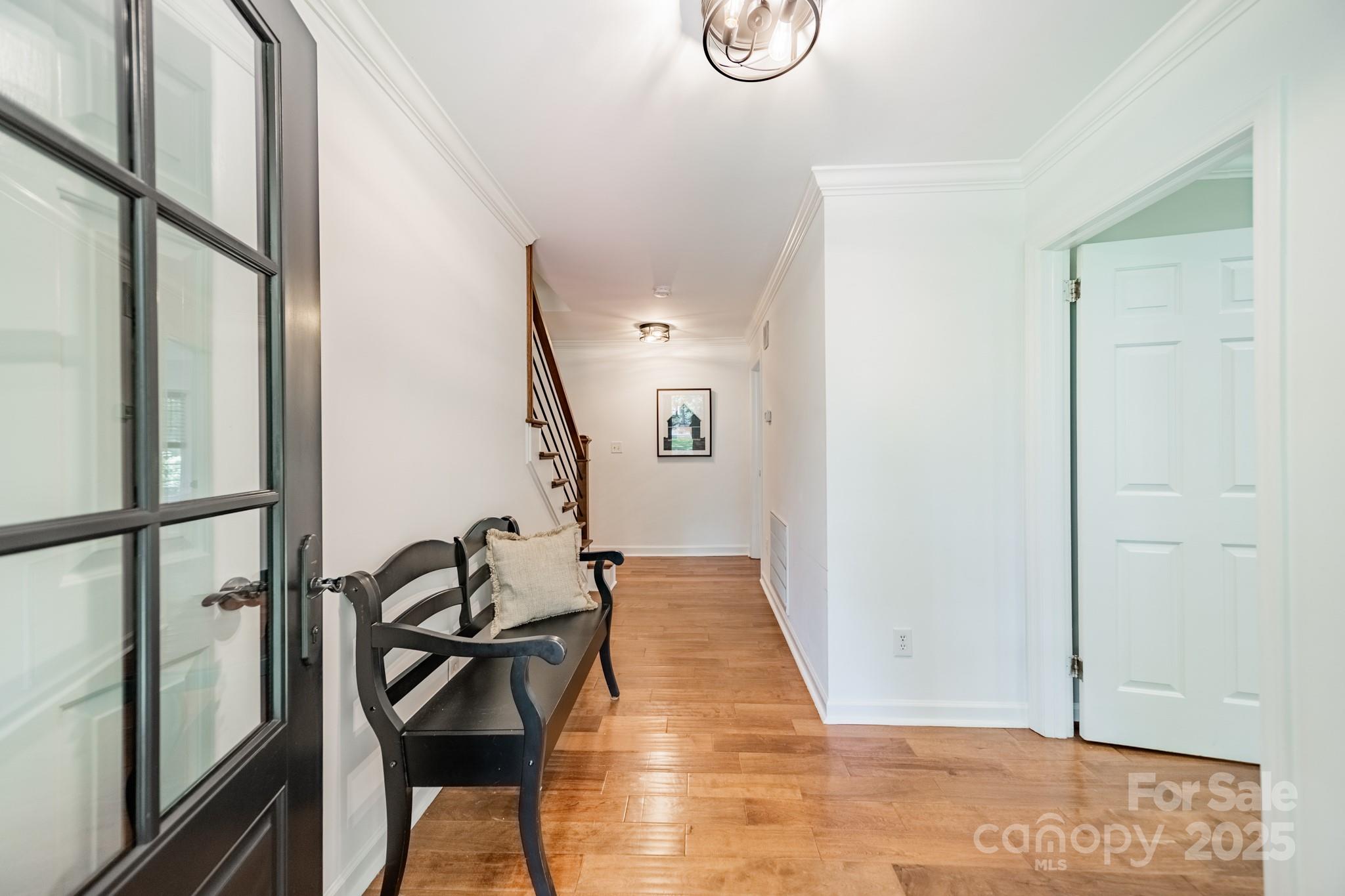8504 Viking Drive