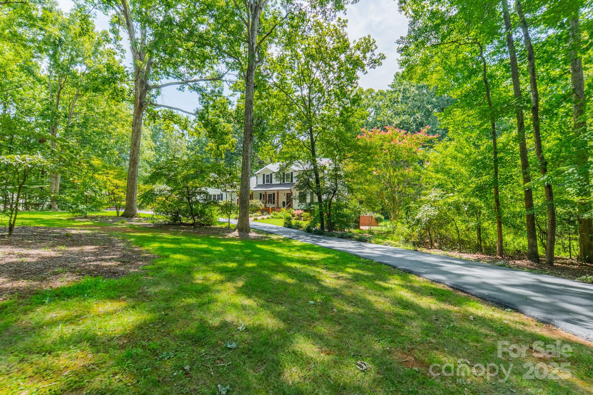 8504 Viking Drive