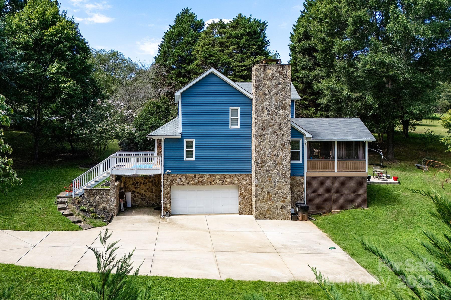 4711 Mountain Point Lane