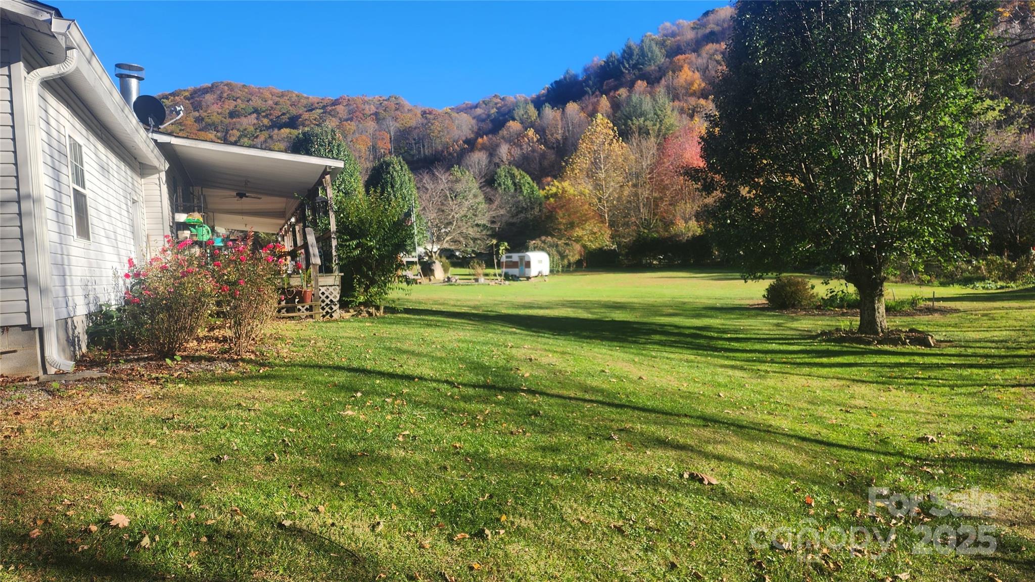 141 Hungry Creek Road