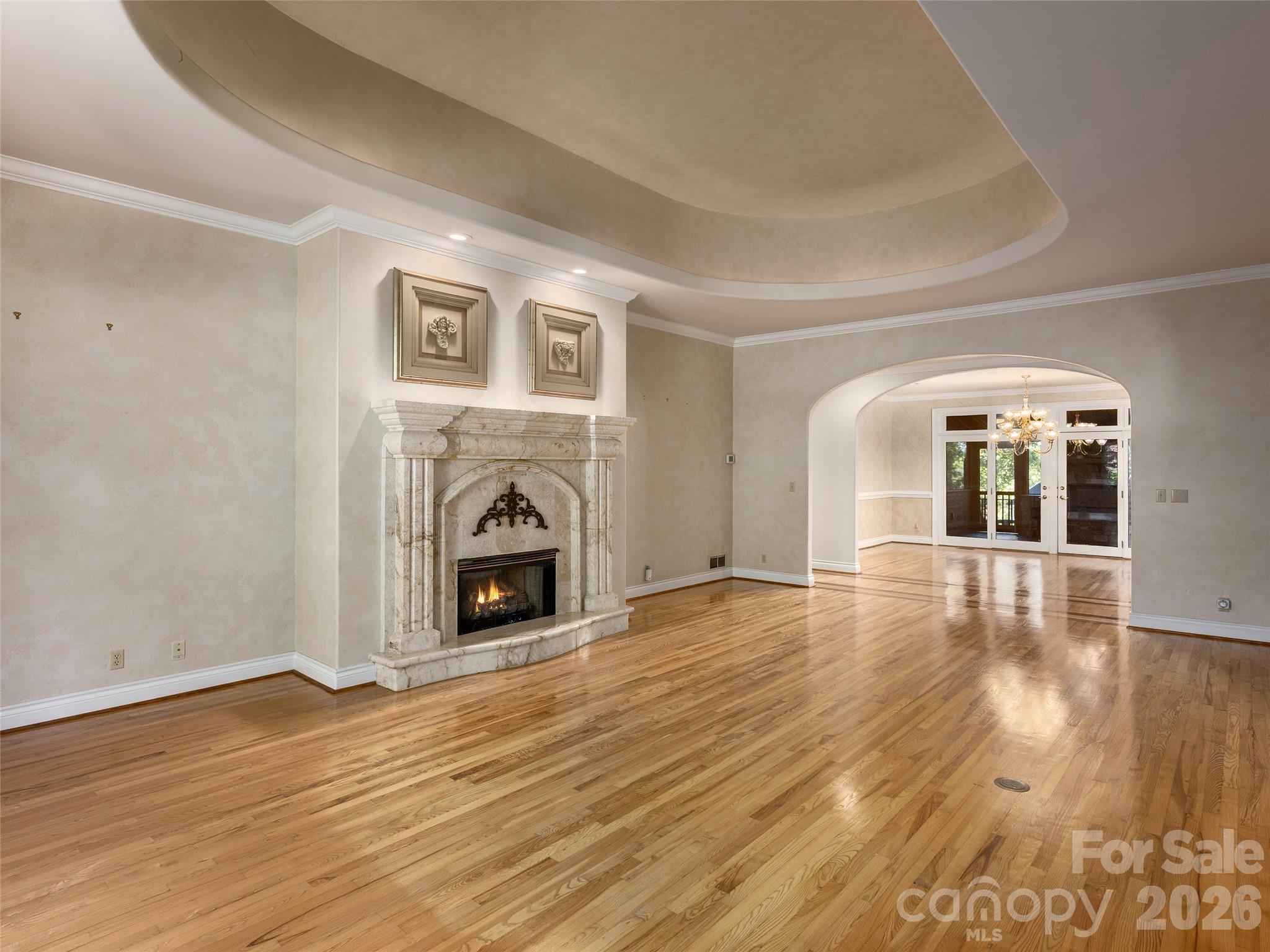 612 Holt Lane