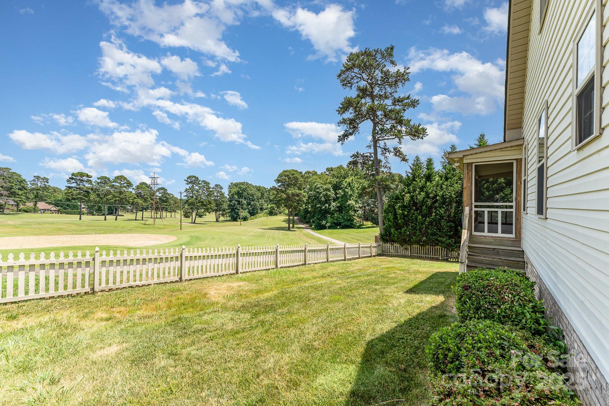 Secret Garden - Residential