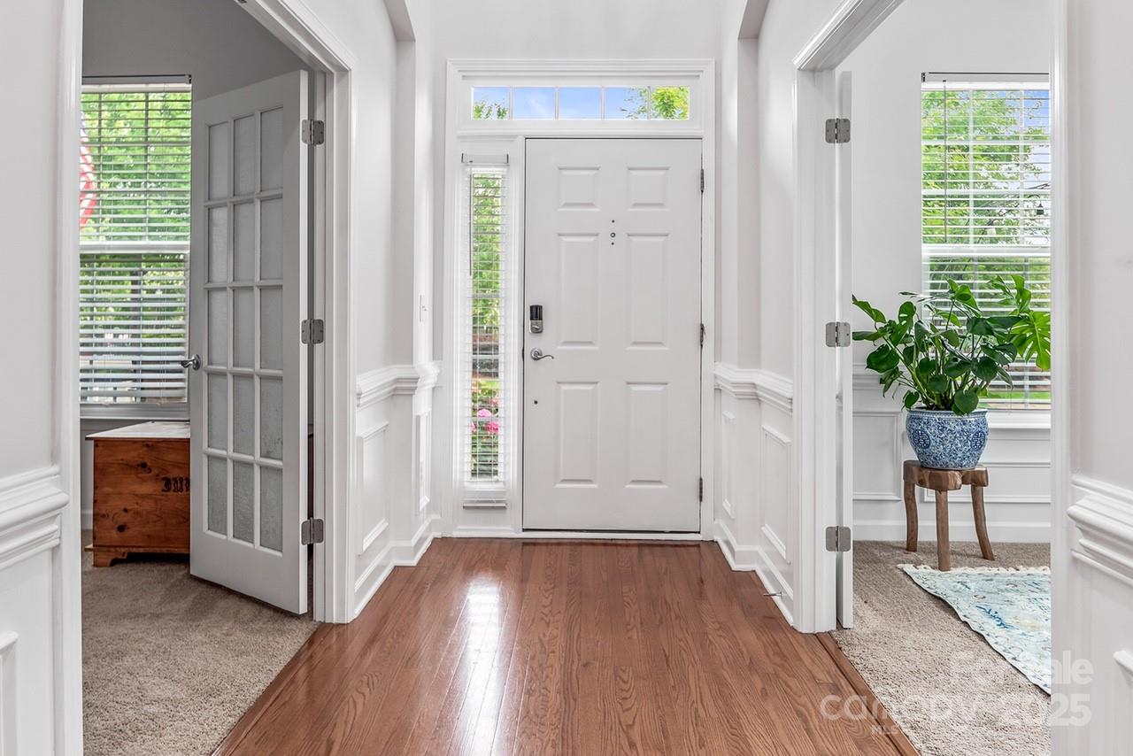 9879 Darby Creek Avenue NW