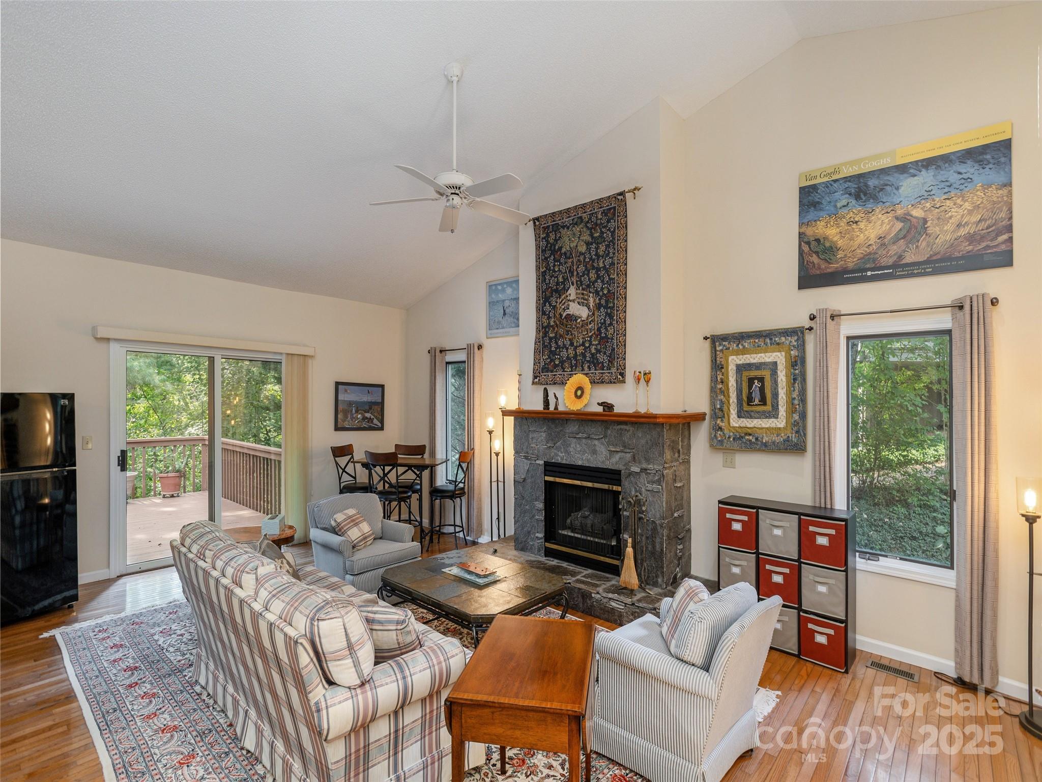 30 Hillcreek Drive