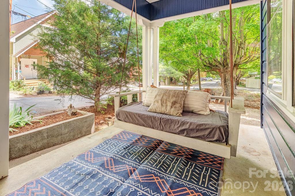 33 Green Oak Road