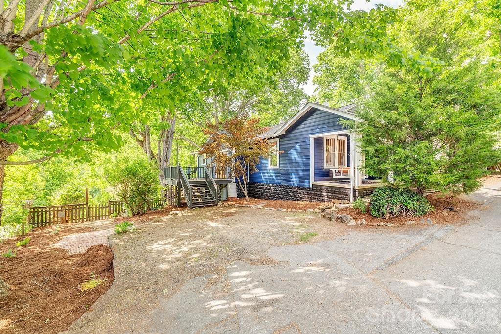 33 Green Oak Road