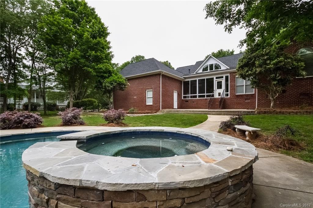 Spring Branch Glen - Residential