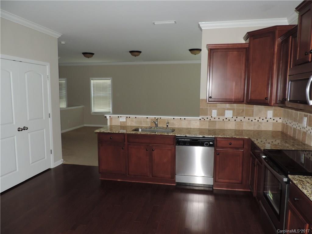 The Pointe at St Andrews - Residential Lease