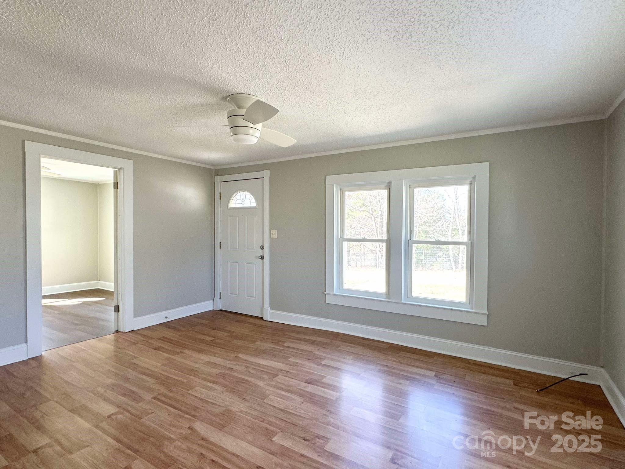 Lenoir, North Carolina 28645, United States, 2 Bedrooms Bedrooms, ,1 BathroomBathrooms,Residential,Under Contract,91293