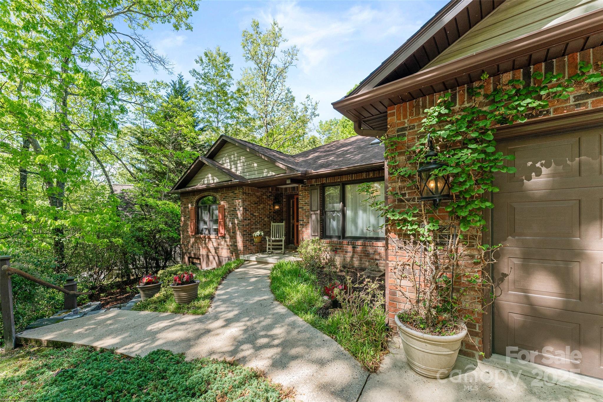 542 Soquili Drive