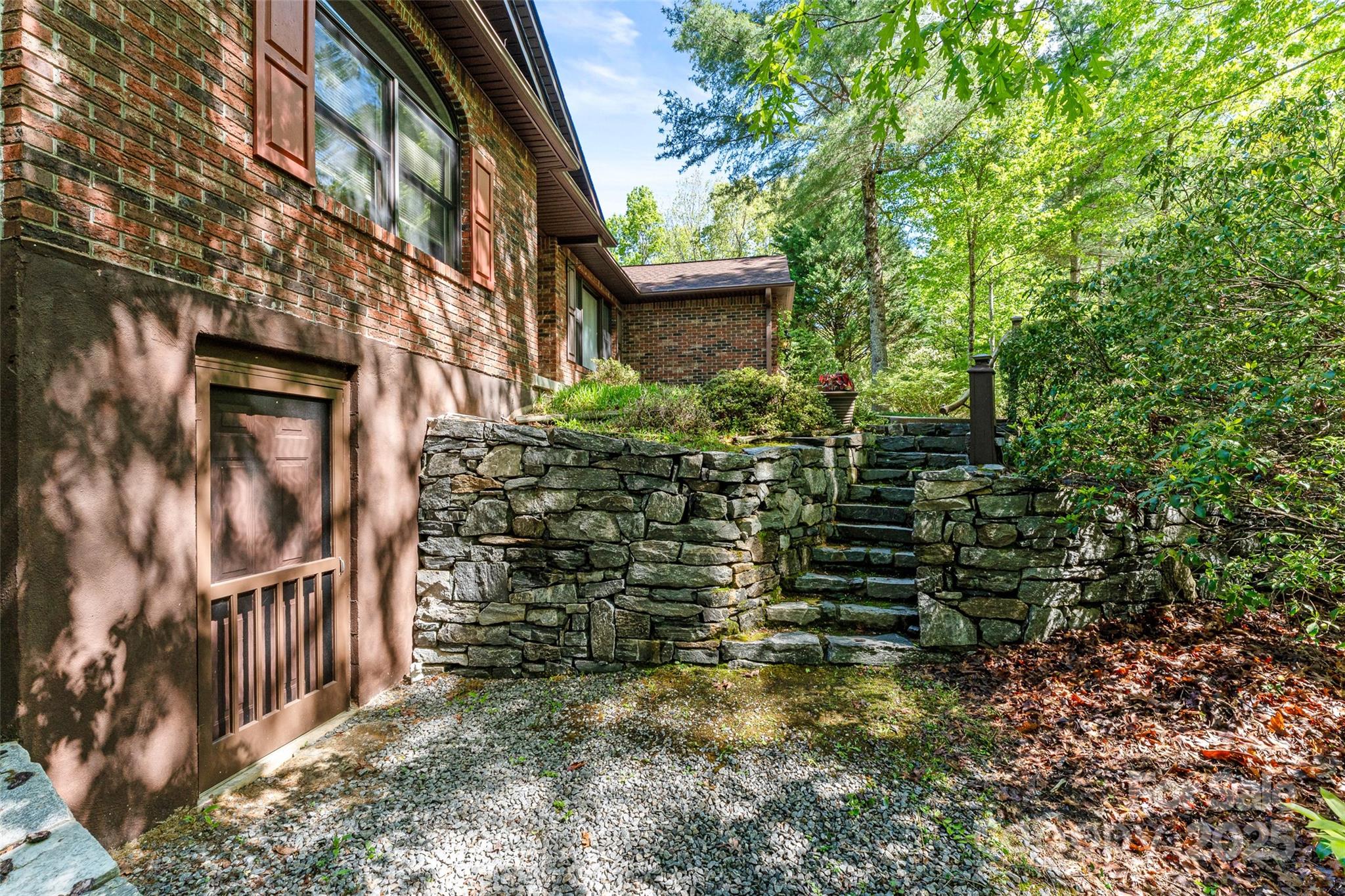 542 Soquili Drive