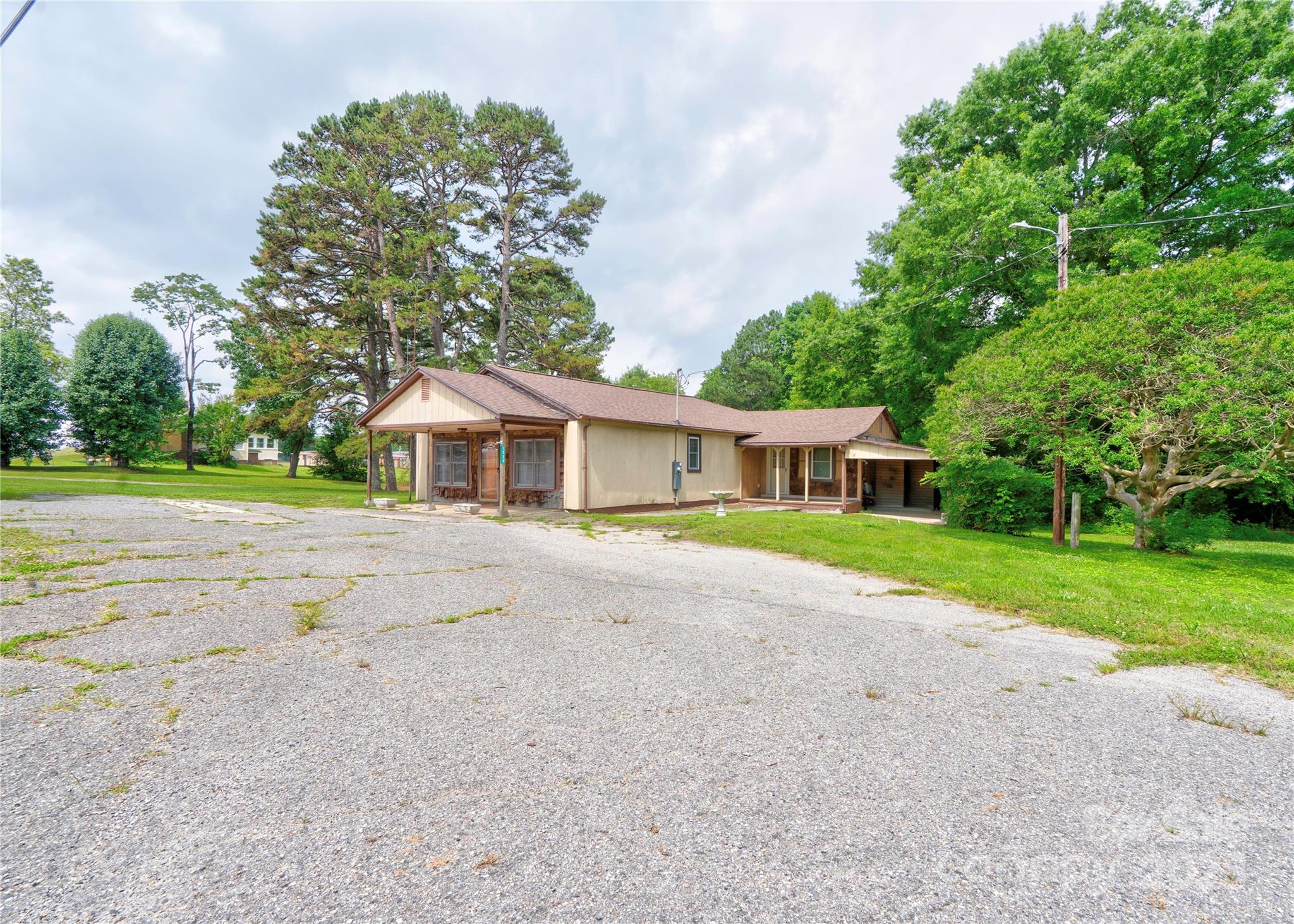 1529 Stony Point Road