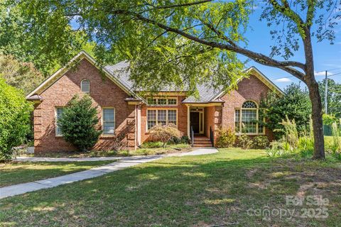 4400 Carmel Estates Road Charlotte NC 28226