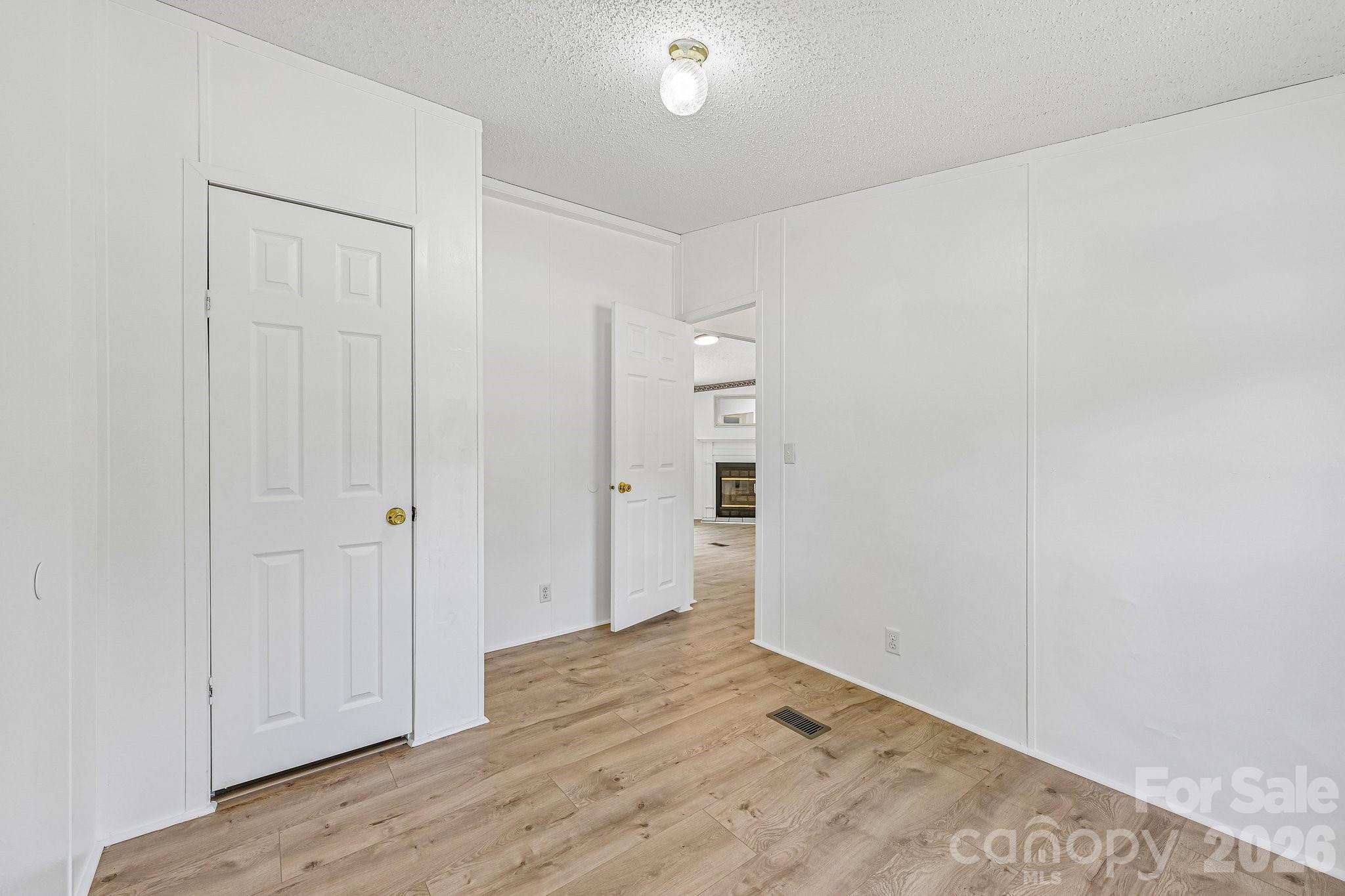 Travis Acres - Residential