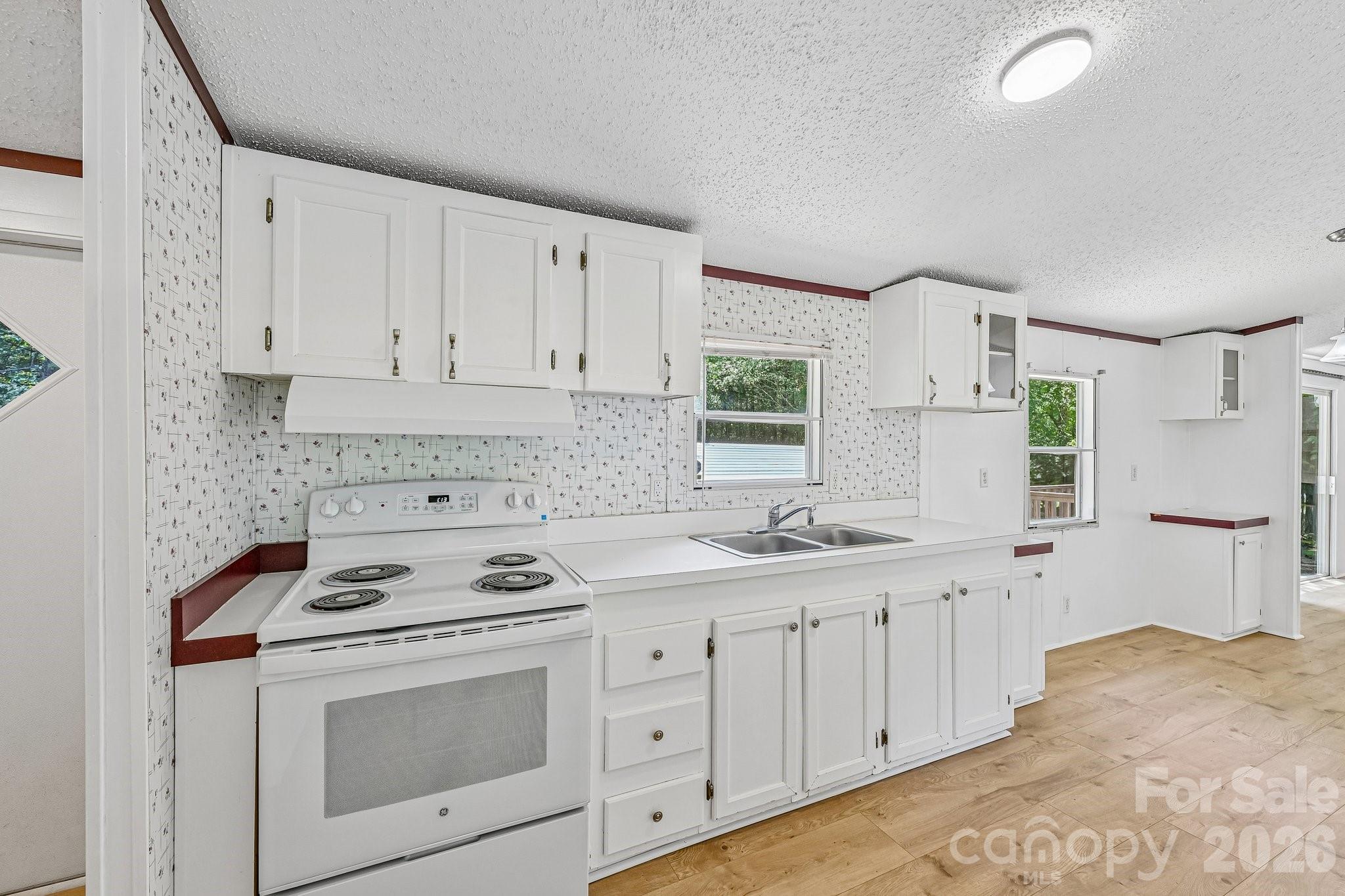 Travis Acres - Residential