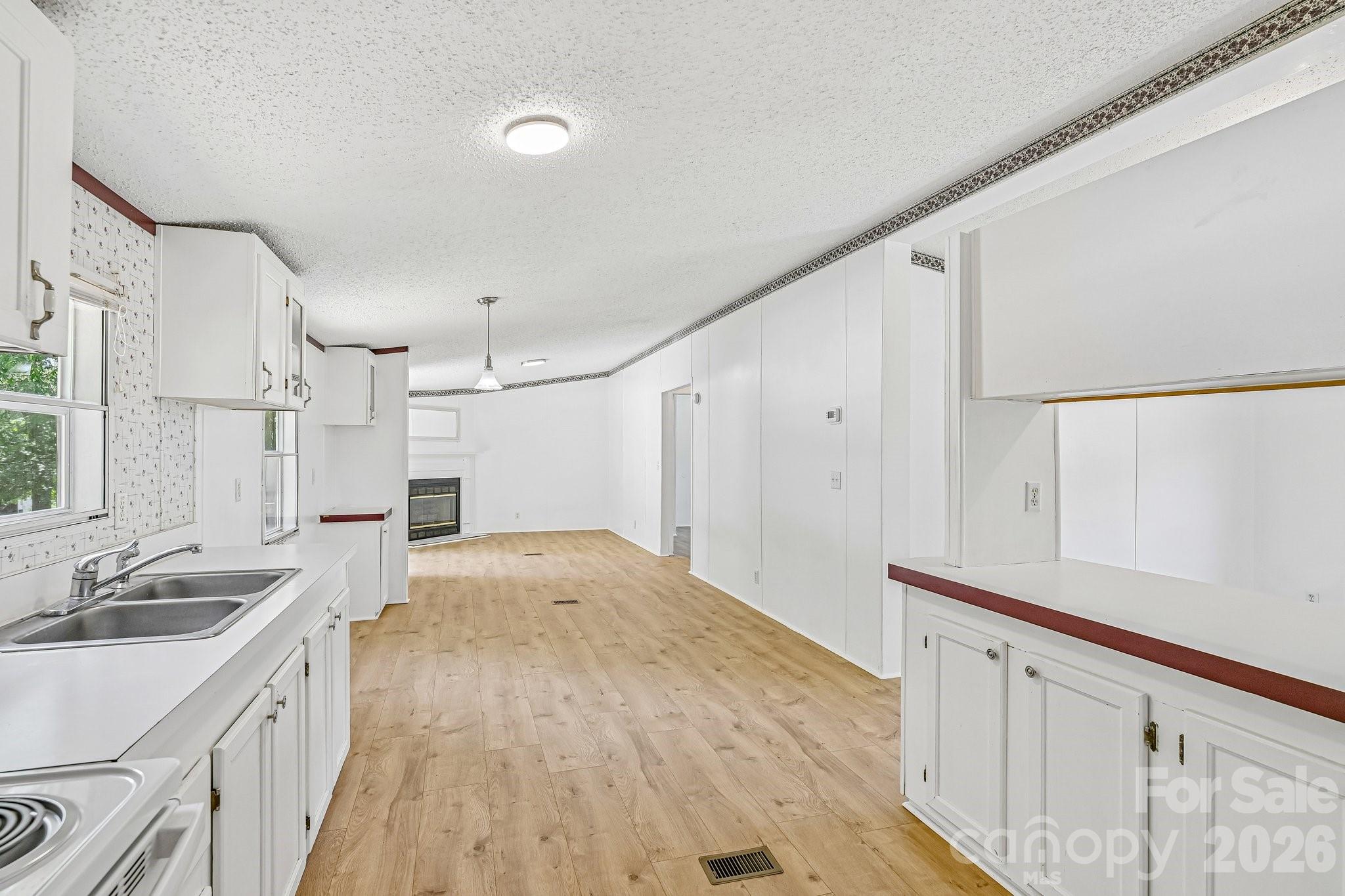 Travis Acres - Residential