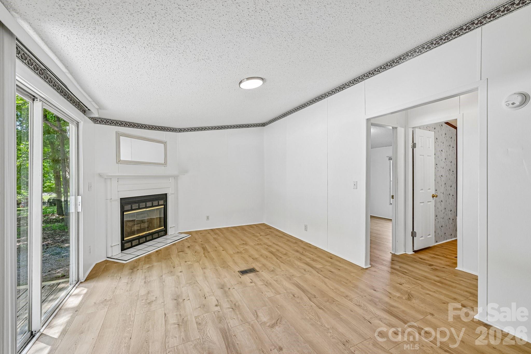 Travis Acres - Residential