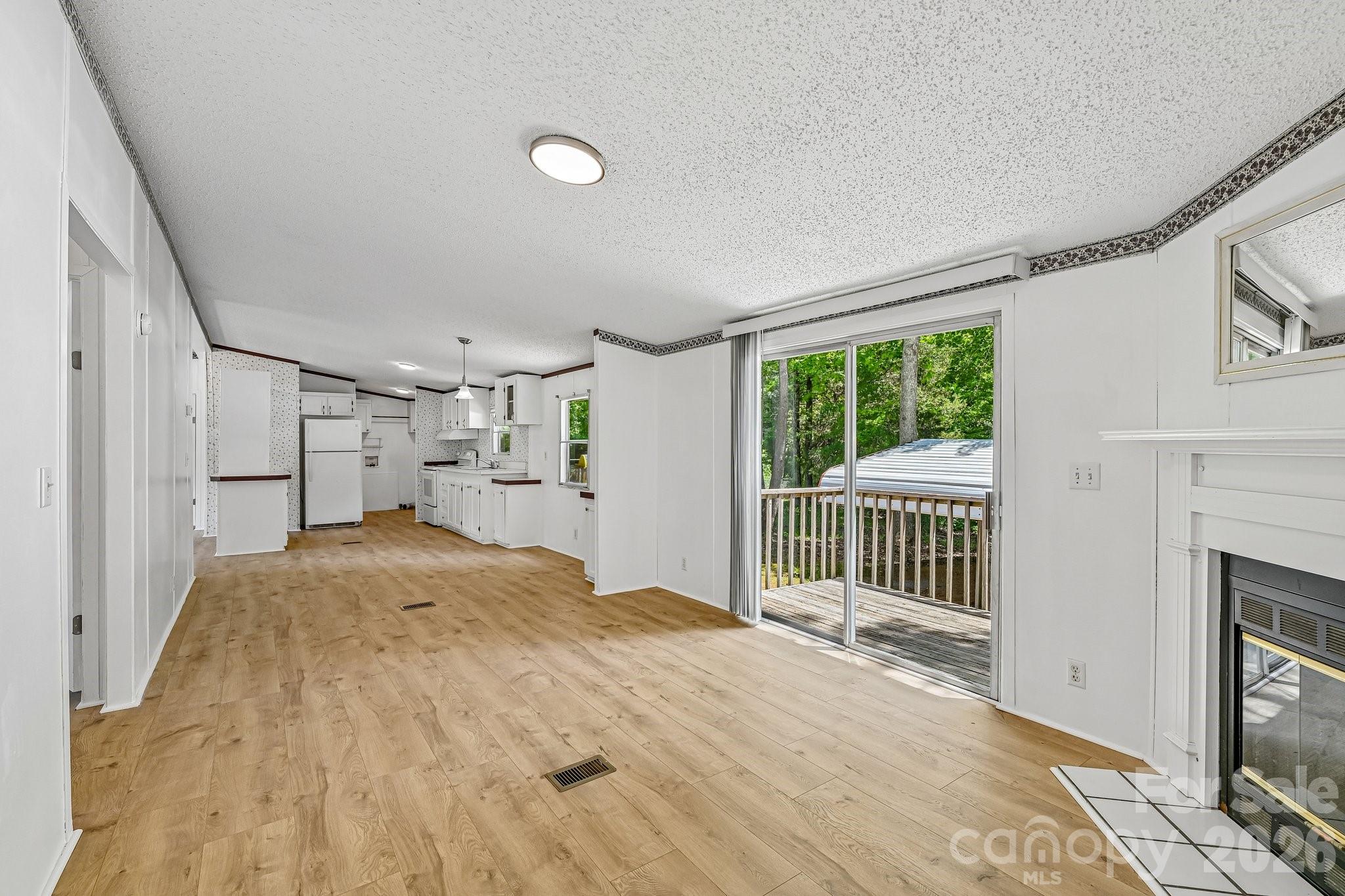 Travis Acres - Residential