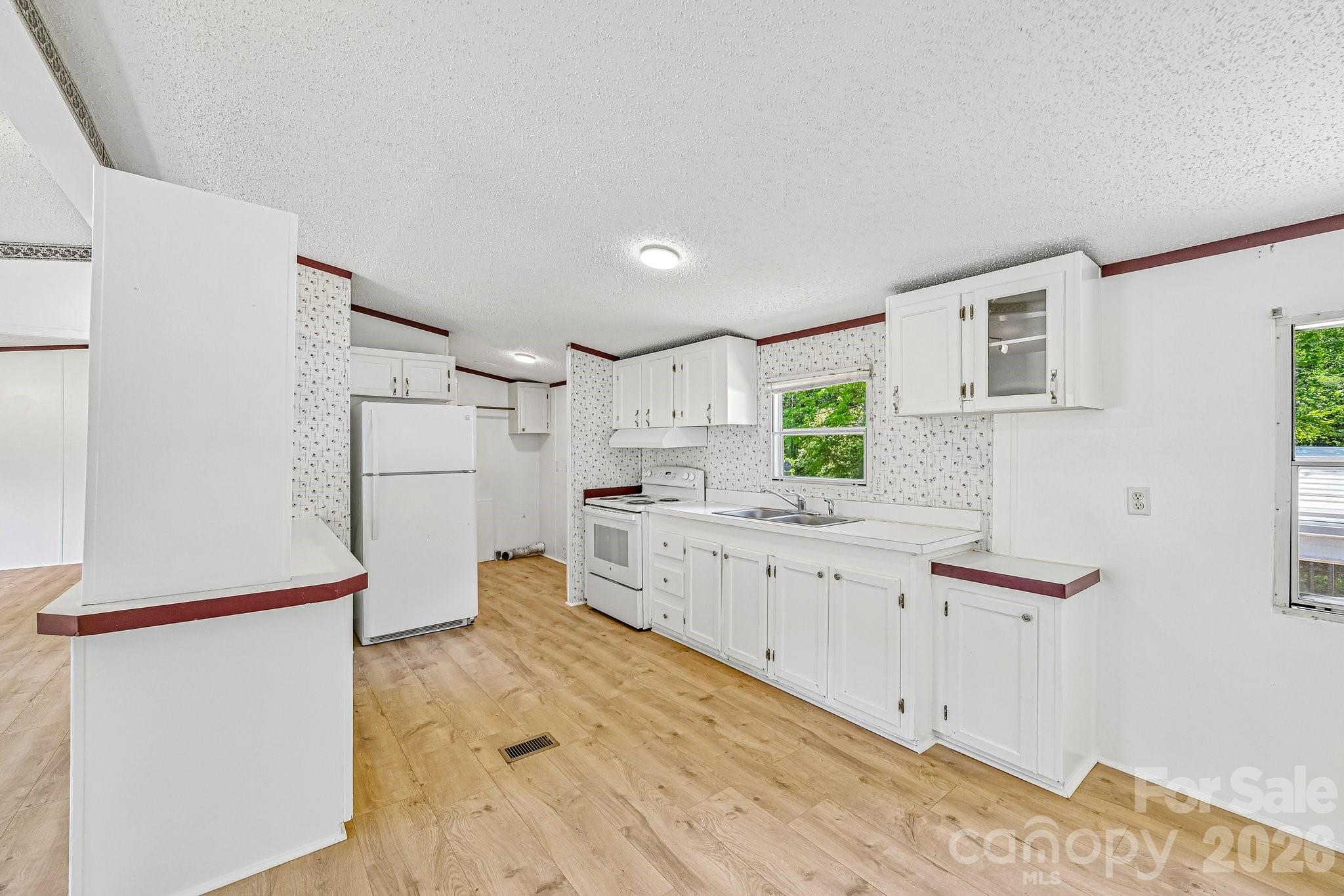 Travis Acres - Residential