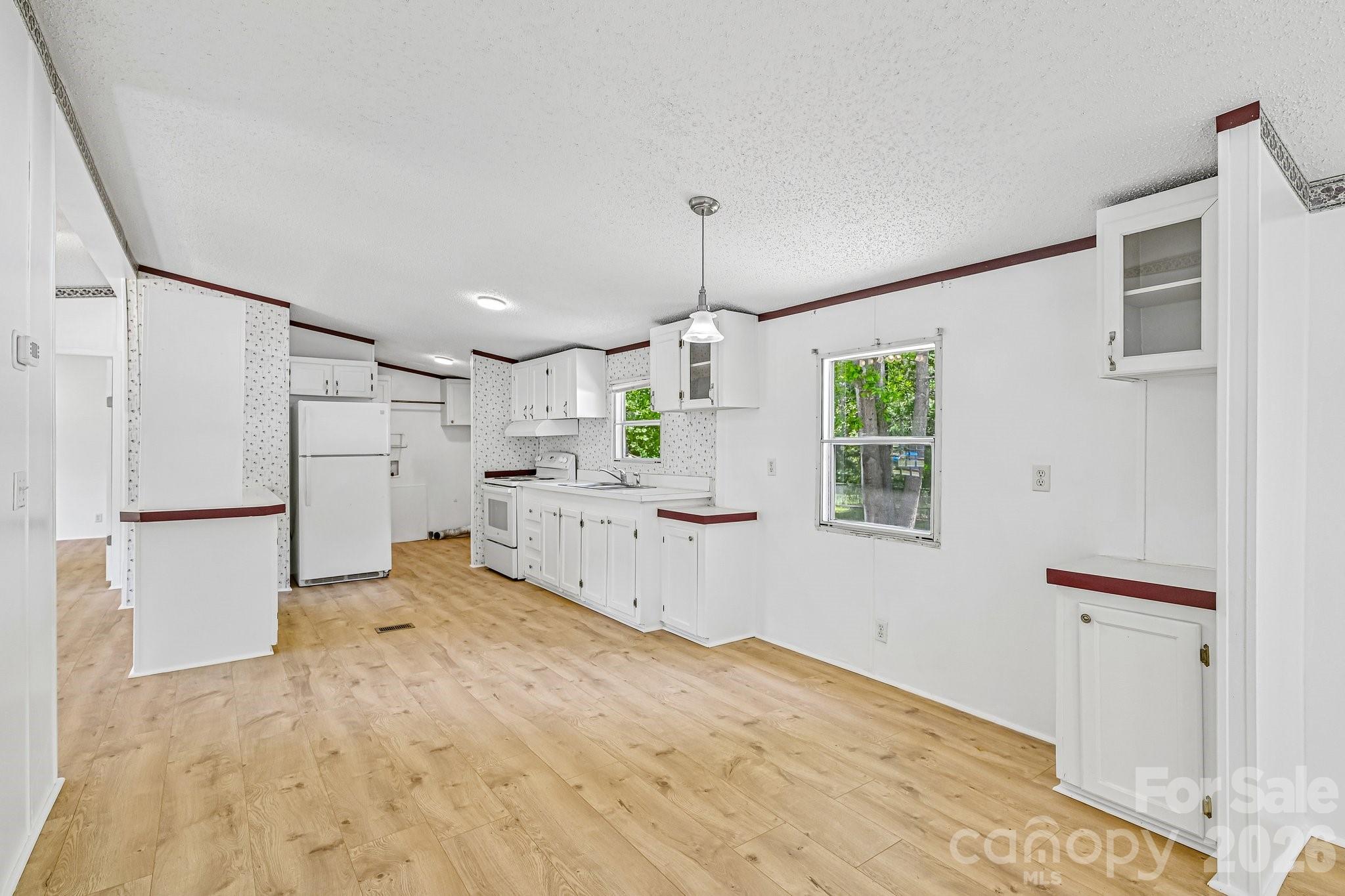 Travis Acres - Residential