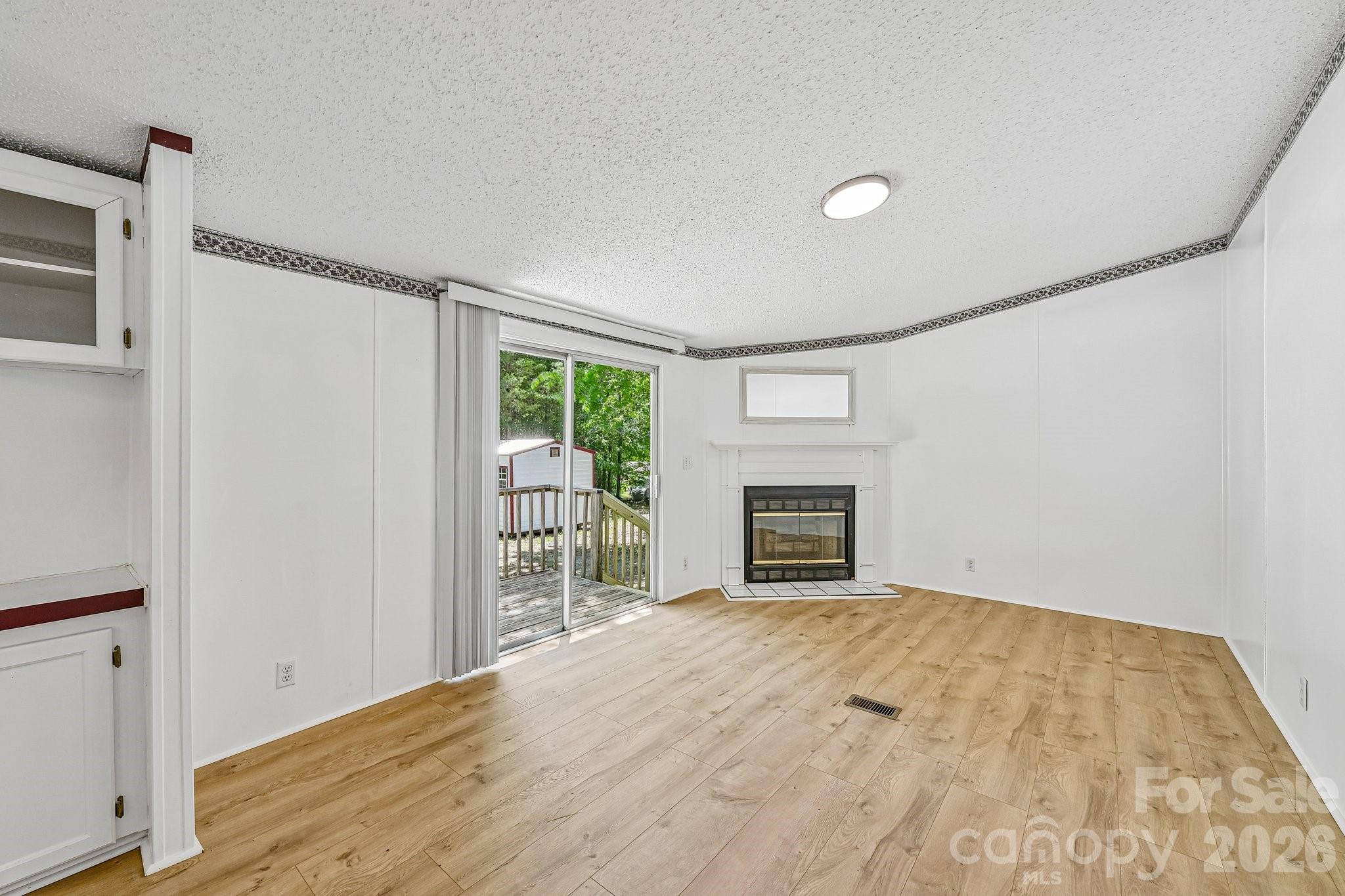 Travis Acres - Residential