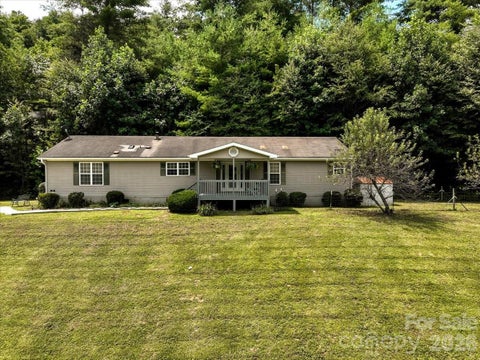 Photo of 59 Trout Water Circle, Burnsville, NC 28714 (MLS # 4409802)