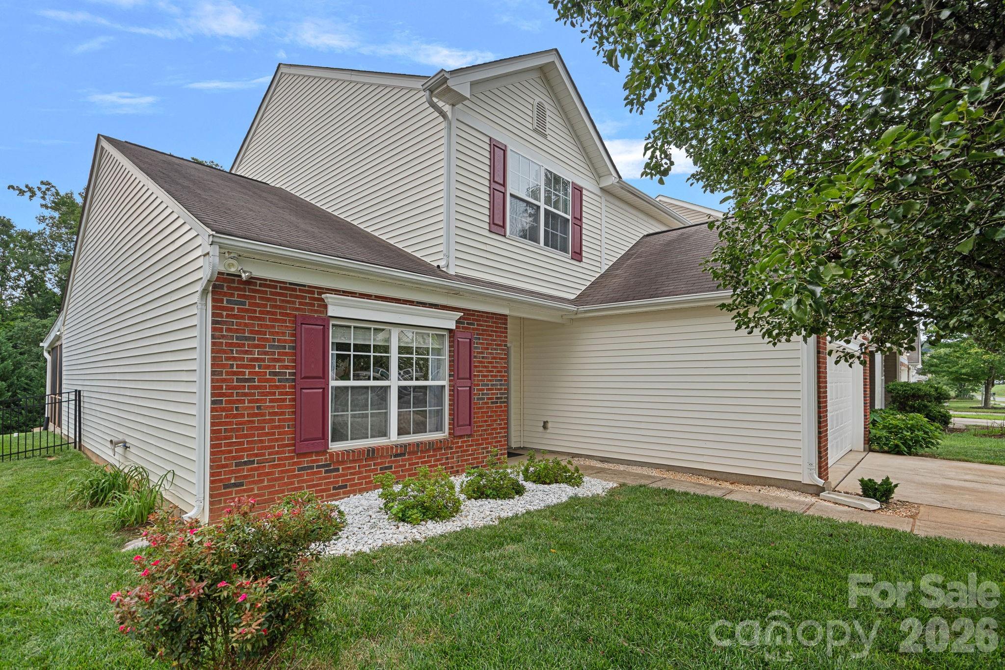 3006 Centerview Drive