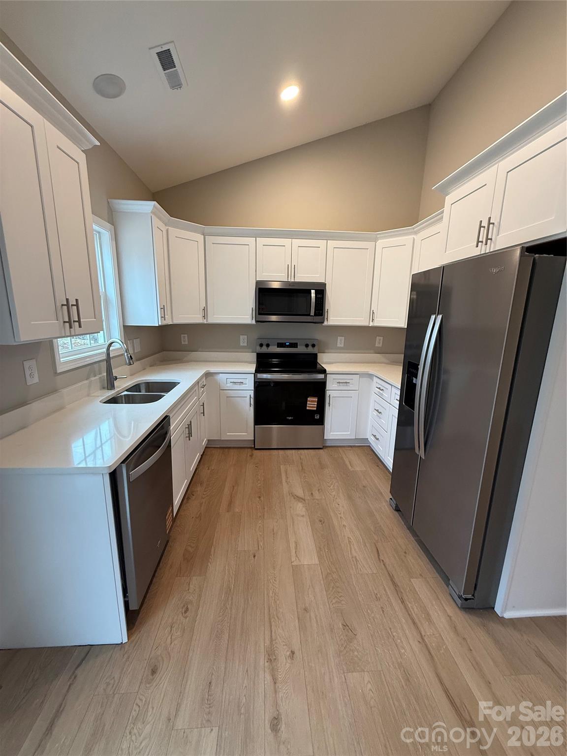 1015 Fairfield Drive