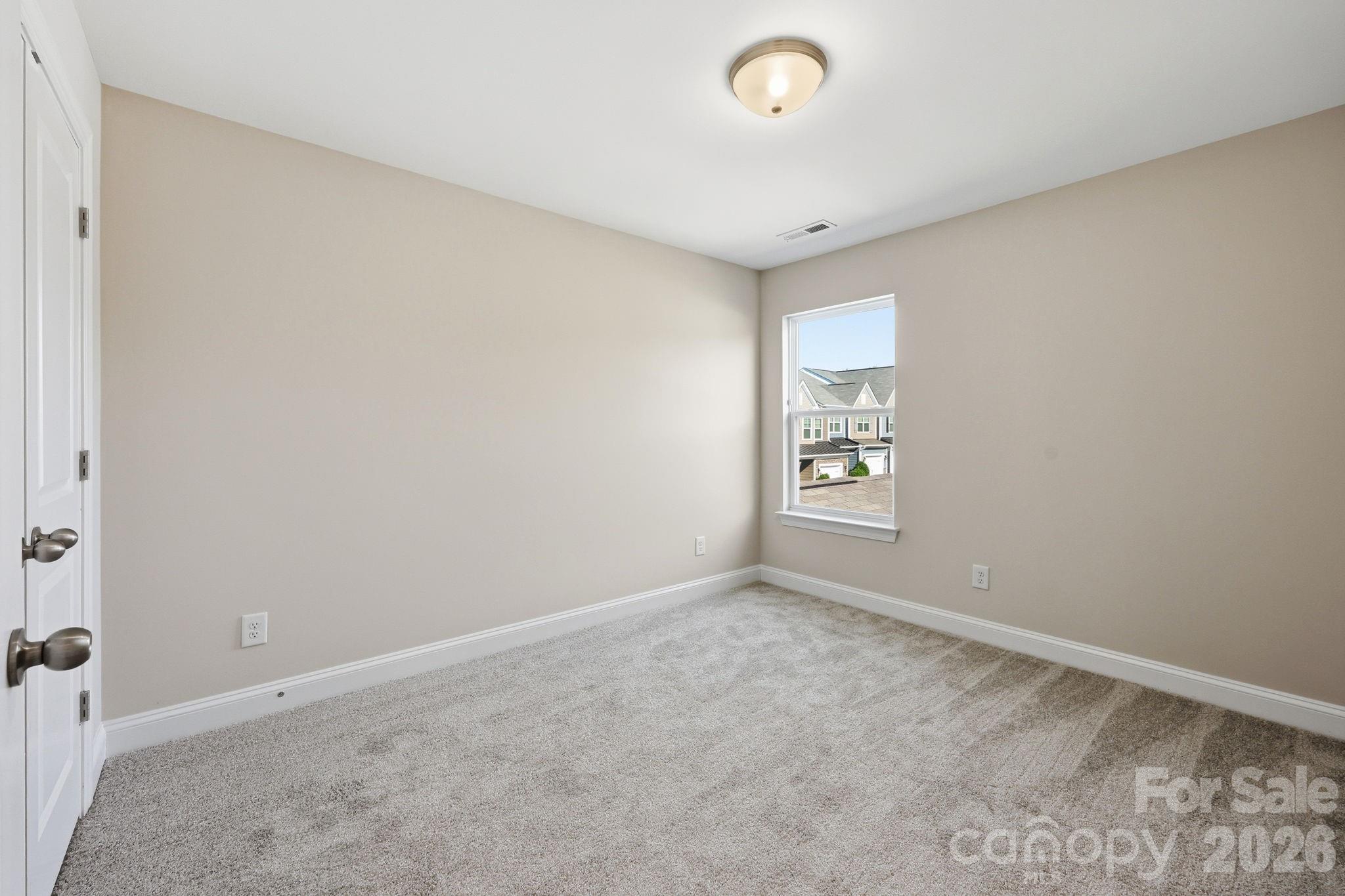 The Enclave at Davis Lake - Residential