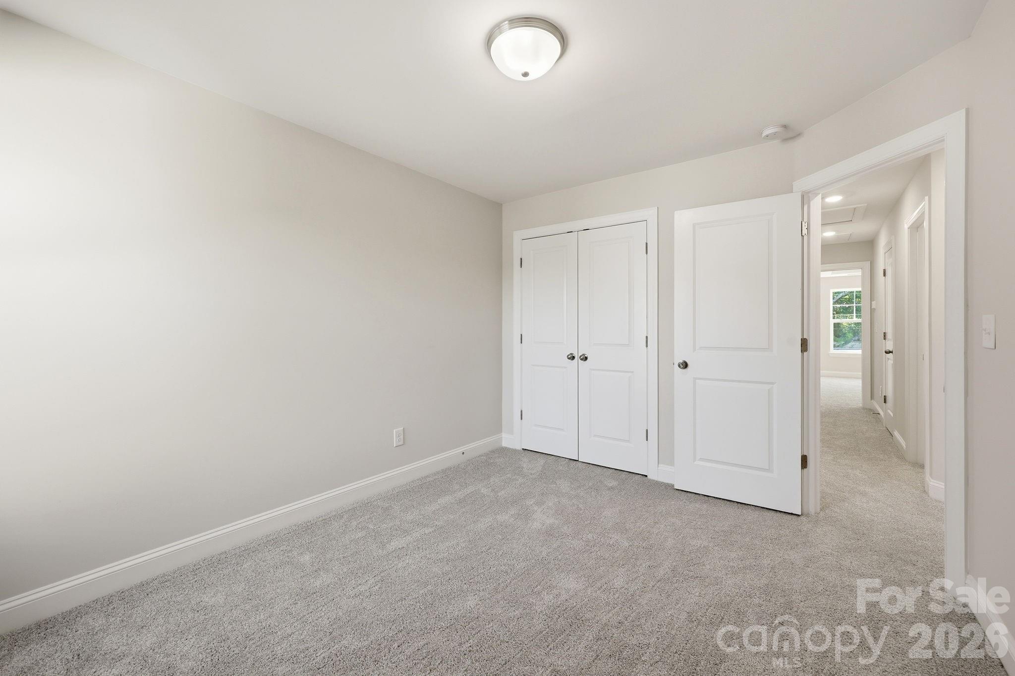 The Enclave at Davis Lake - Residential