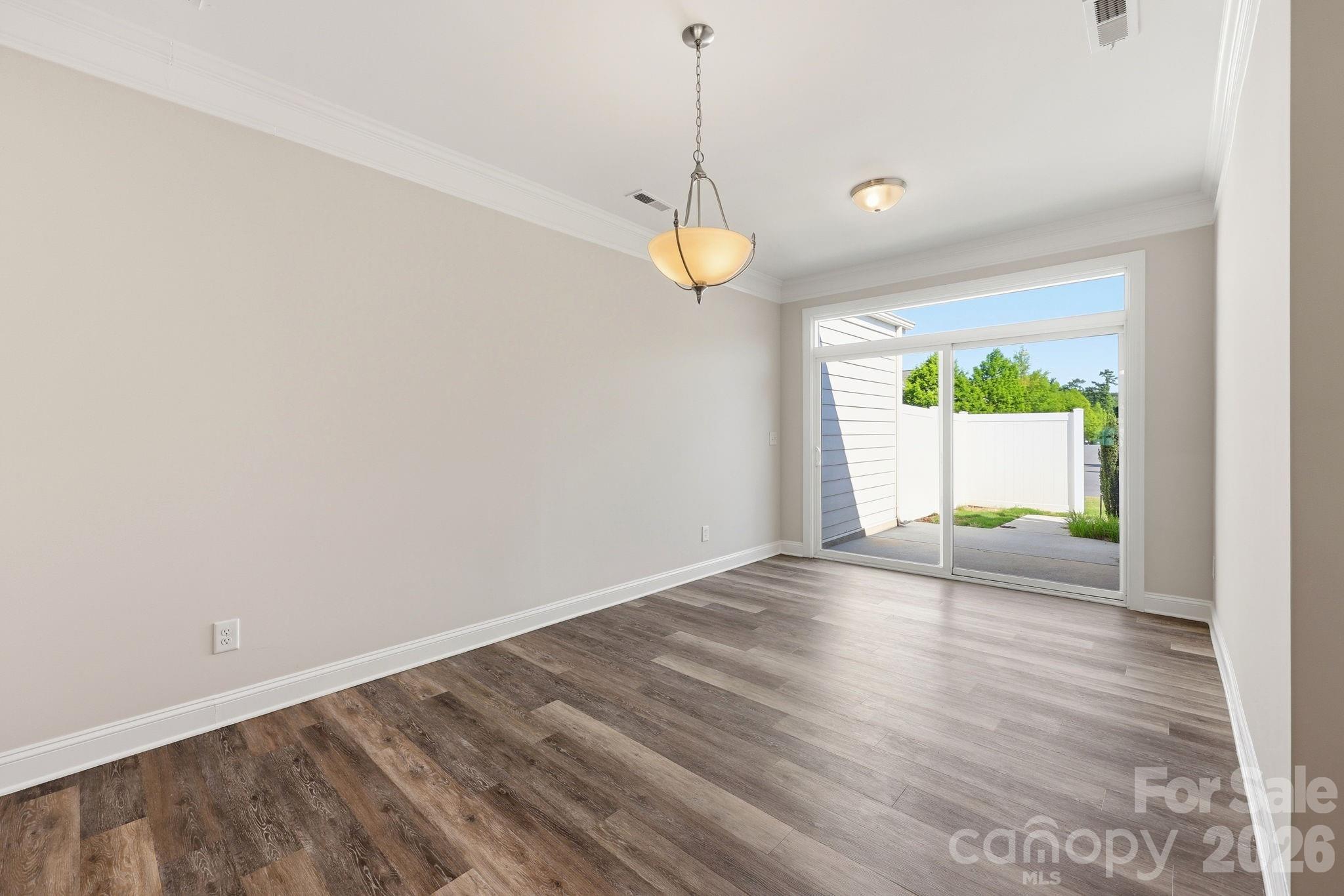 The Enclave at Davis Lake - Residential