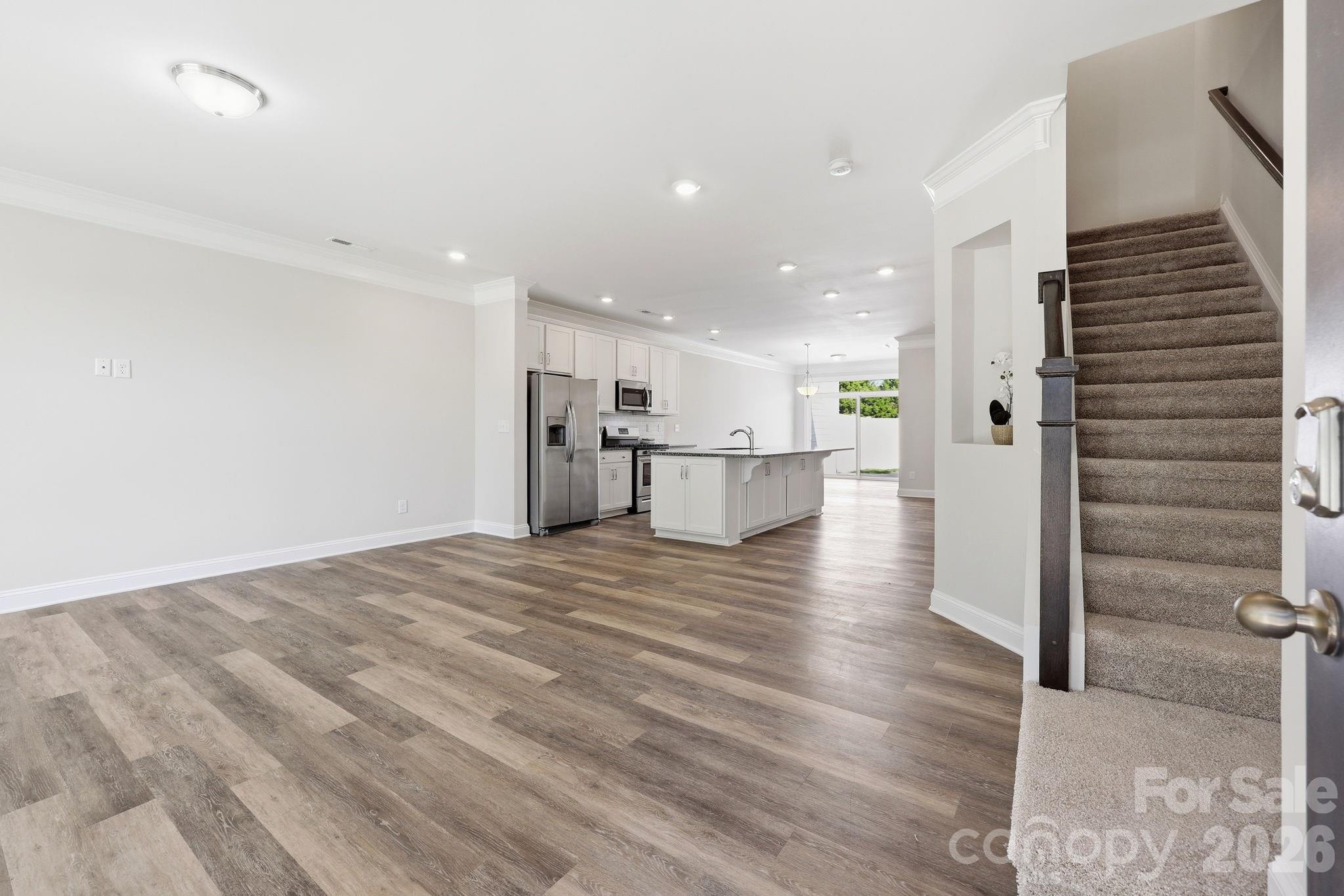 The Enclave at Davis Lake - Residential