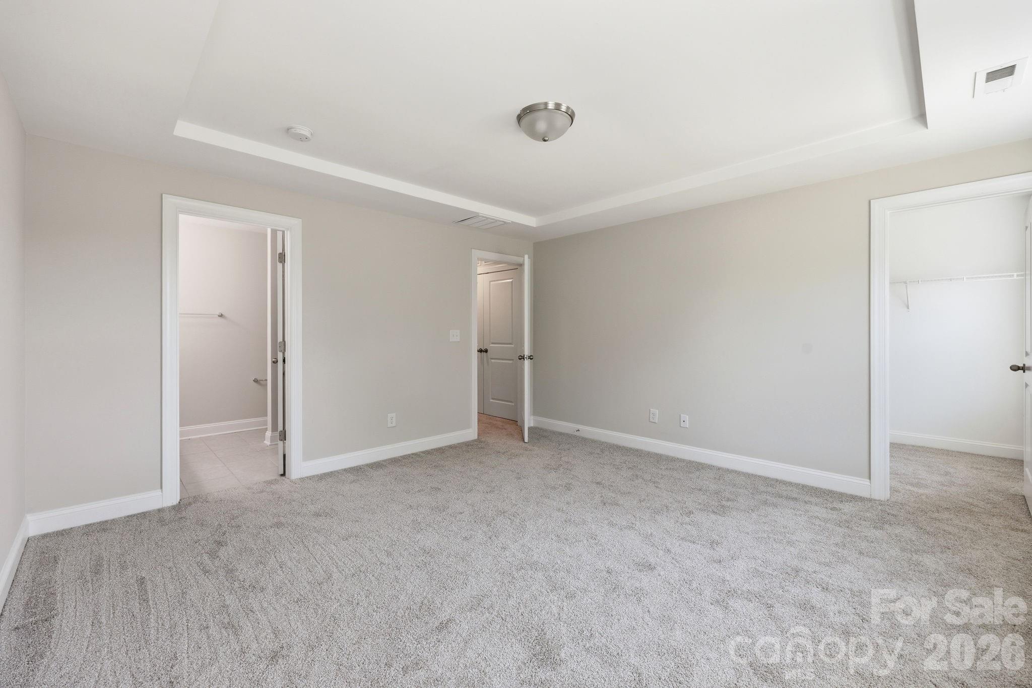 The Enclave at Davis Lake - Residential