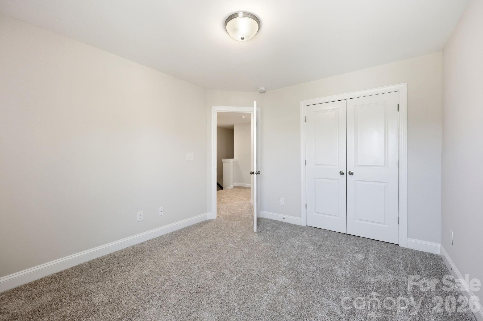 The Enclave at Davis Lake - Residential