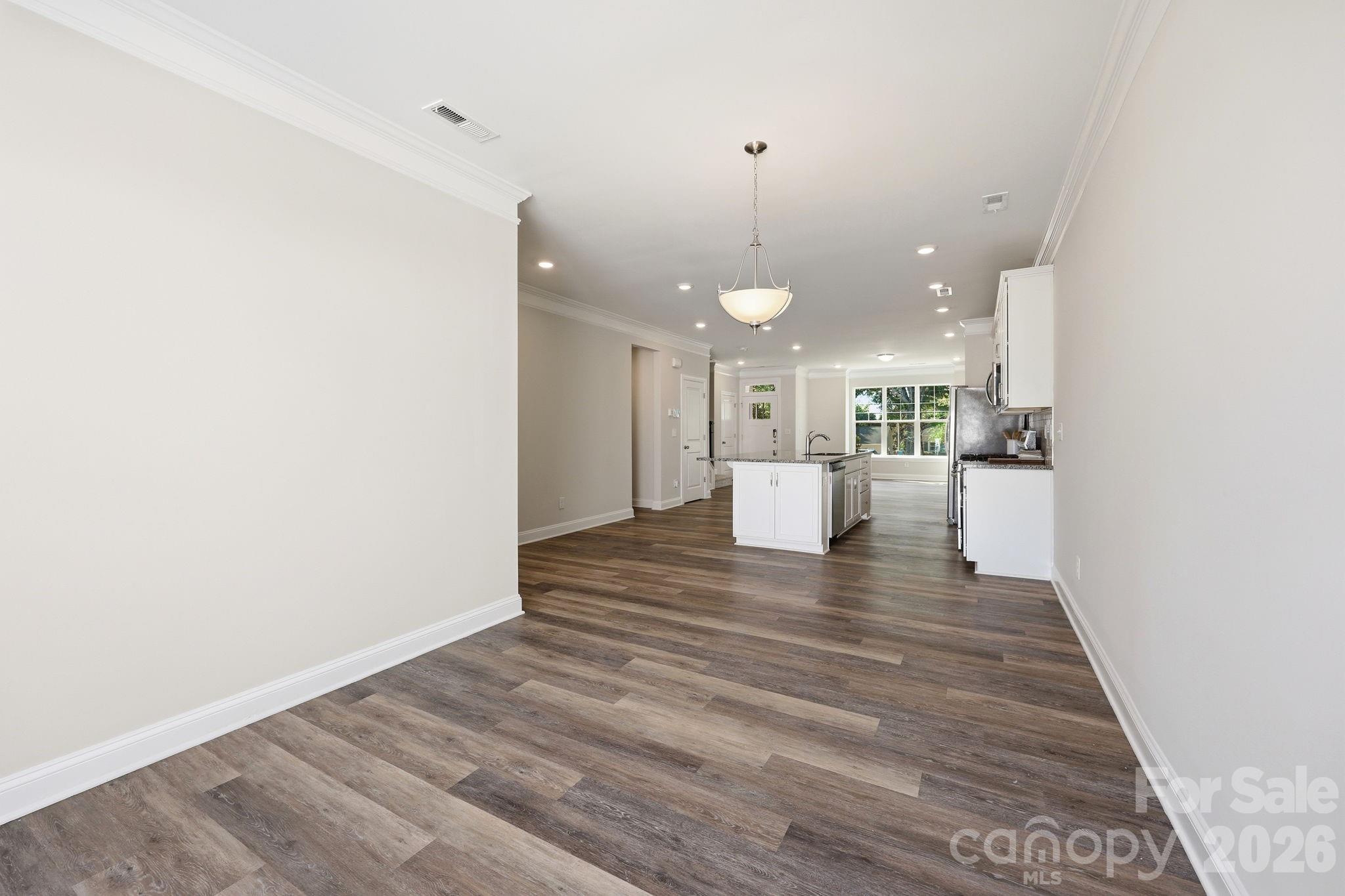 The Enclave at Davis Lake - Residential