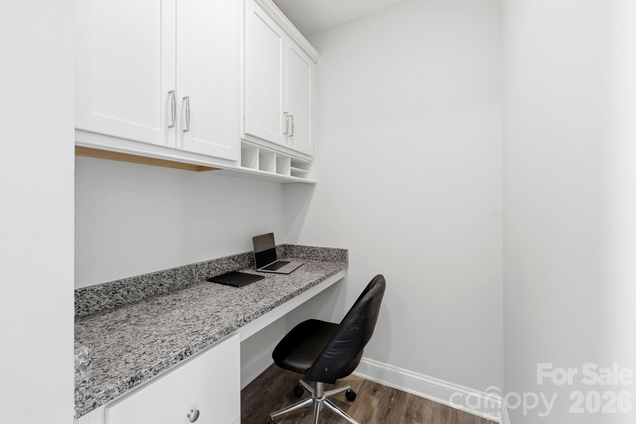 The Enclave at Davis Lake - Residential