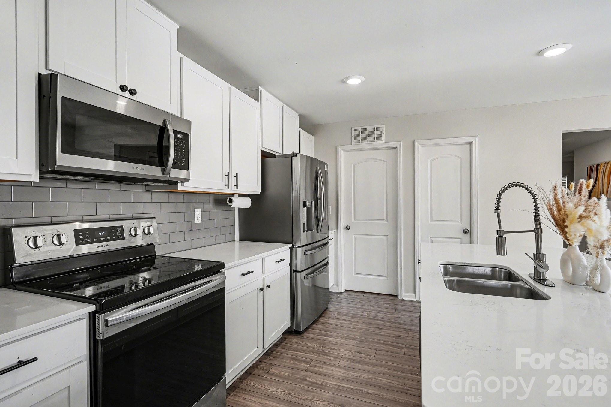 Alexander Glen - Residential