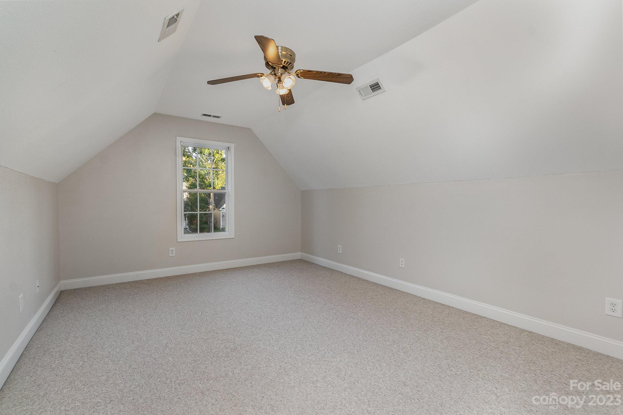 Highland Creek - Residential