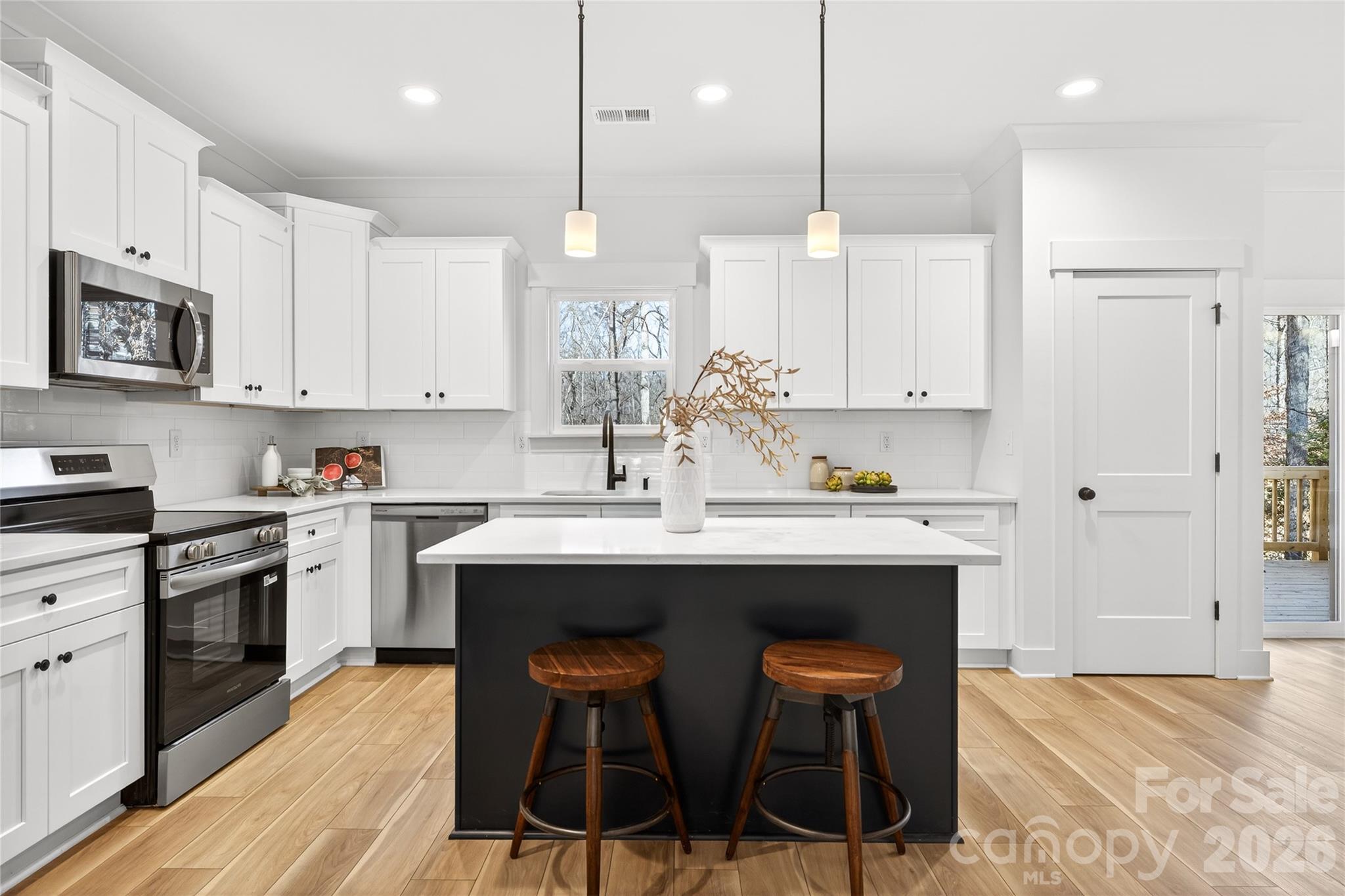 Eagle Chase - Residential