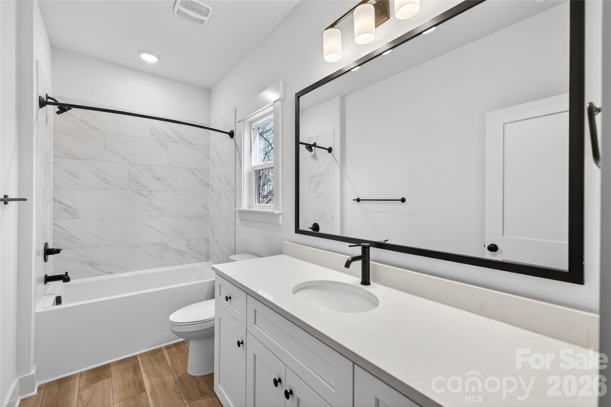 Eagle Chase - Residential