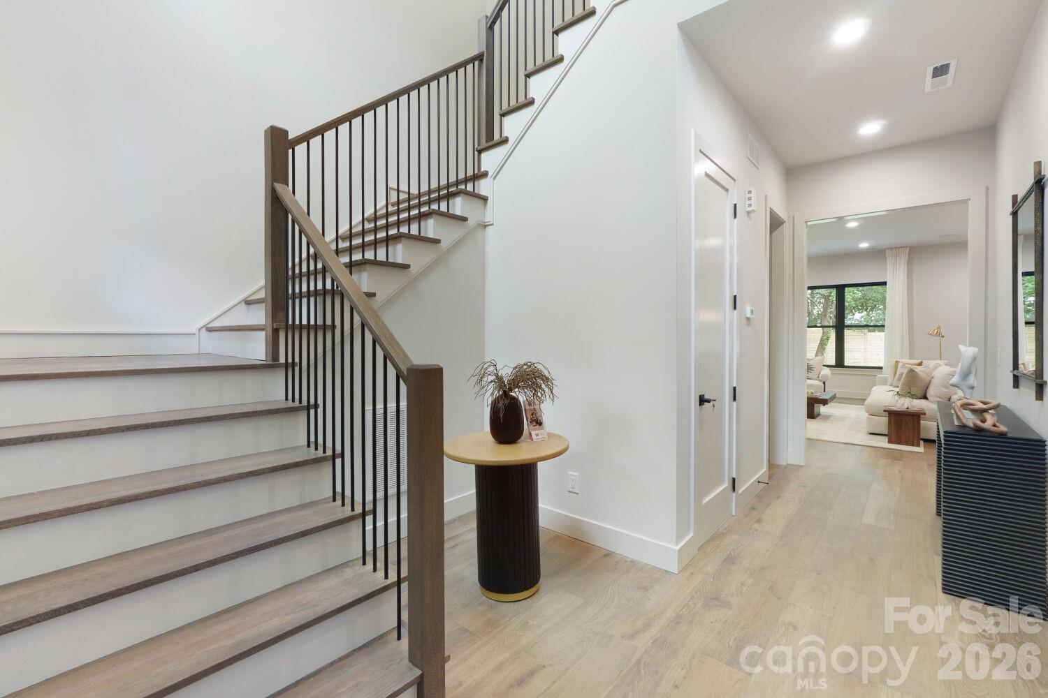 850 Belmont Avenue