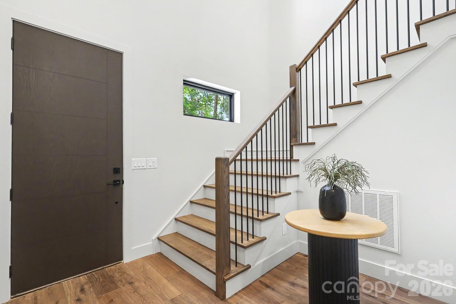 850 Belmont Avenue